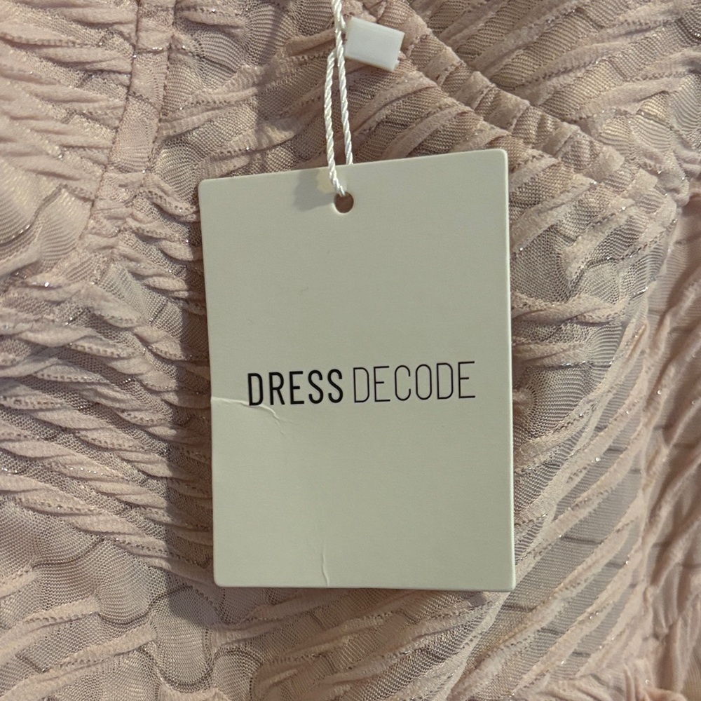 Pink Textured Dress - Picture 2 of 3